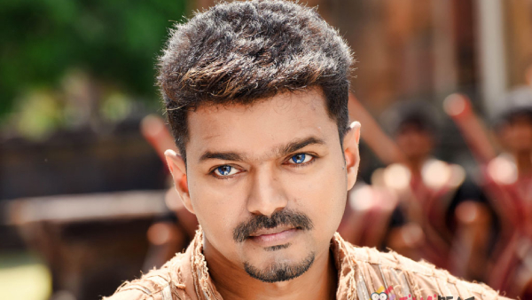 tamil actor vijay wears a hat and offers prayers with muslims - netizens are outraged