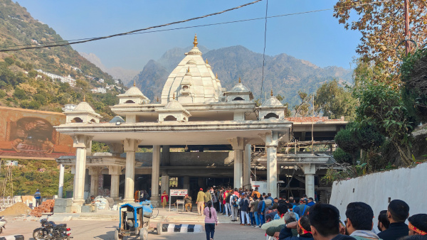 Vande Bharat Express Good News For Mata Vaishno Devi Devotees