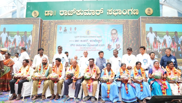 Bumper Bonus and Good News for Bengaluru s Pourakarmikas