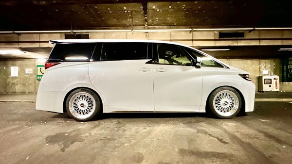 MLA Basanagouda Patil Yatnal Buys Toyota Vellfire Luxury Car Worth Crores