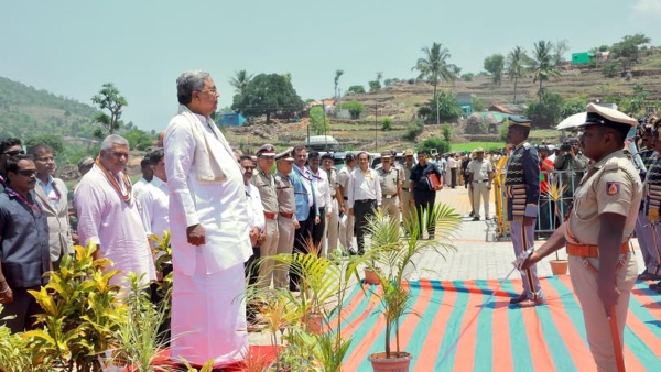 Karnataka Chief Minister Siddaramaiah Supports Central Government Strategies Karnataka Chief Minister Siddaramaiah Supports Central Government Strategies