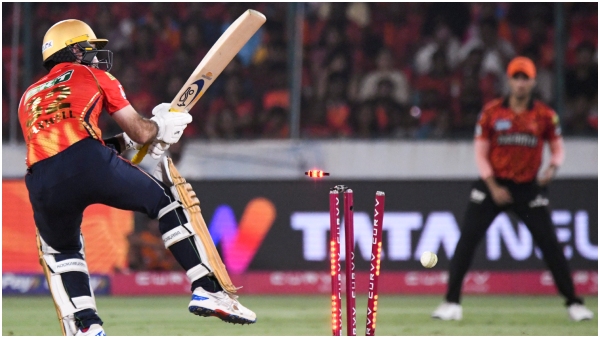 kkr vs pbks fans urges shreyas iyer to drop glenn maxwell to win ipl 2025 matches
