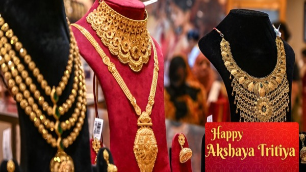 Gold and Silver Prices Dip Slightly on today April 30