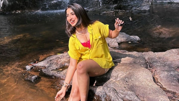 Actress Sanya Iyer Said That I Slapped Darshan