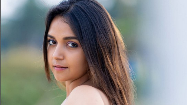 Kannada Actress Nisha RaviKrishnan Got Embarrassment in Telugu Reality Shows