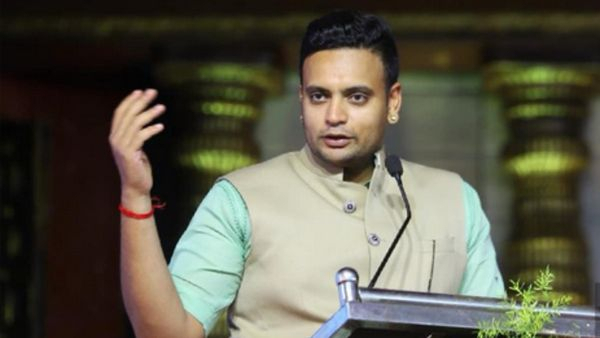Mysuru MP Yaduveer Urges Railways Minister To Speed Up Railway Projects Mysuru MP Yaduveer Urges Railways Minister To Speed Up Railway Projects