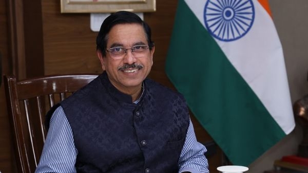 Union Minister Pralhad Joshi calls Rahul Gandhi an immature person