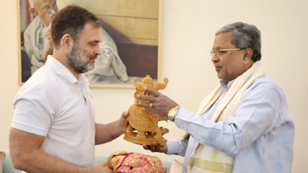 Chief Minister Siddaramaiah meets Rahul Gandhi