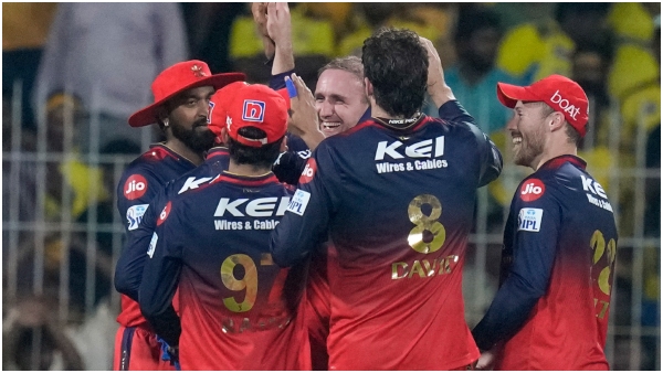 virender sehwag mocks rcb franchise poor ipl 2025