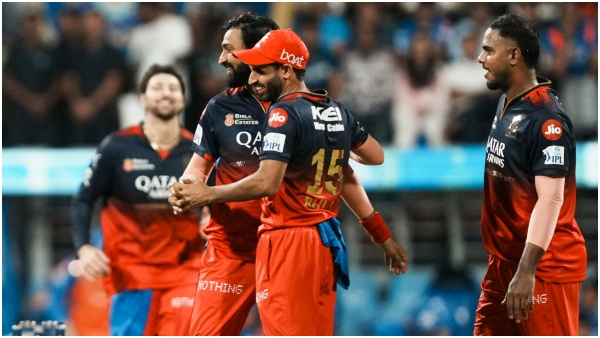 rcb vs dc ipl 2025 date playing xi virat kohli rajat patidar