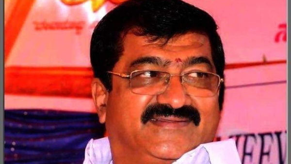 Rebel BJP Leaders Meet DK Shivakumar Political Stir In Karnataka