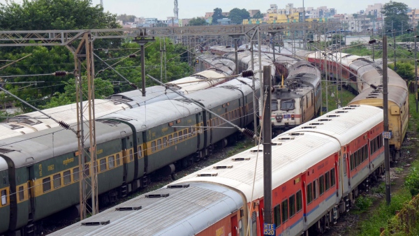 Karnataka Railways South Western Railway To Be Operate These Summer Trains Schedule