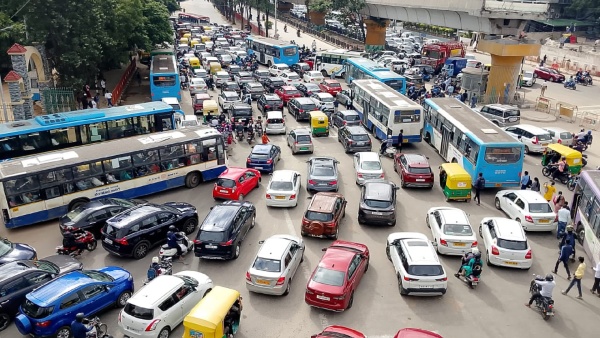 Karnataka Govt Plans New Flyover At Hebbal Junction To Ease Bengaluru Traffic Karnataka Govt Plans New Flyover At Hebbal Junction To Ease Bengaluru Traffic