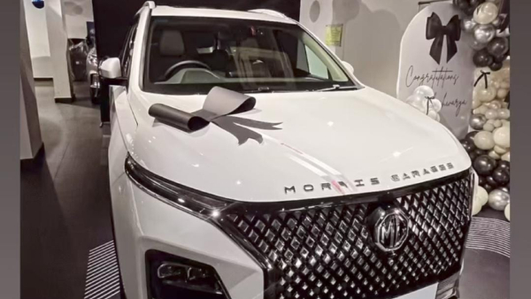 Bigg Boss Kannada Aishwarya Sindhogi Buys MG Hector Luxury SUV Car