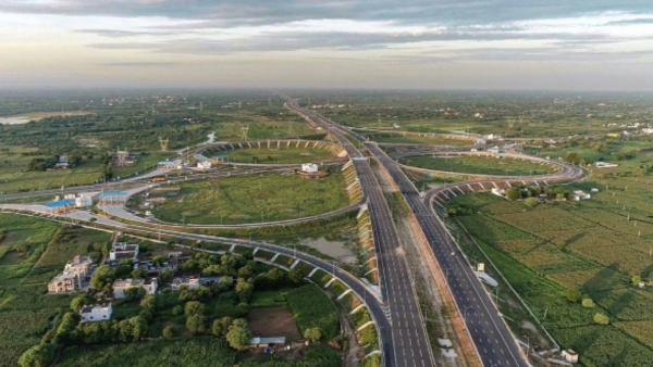 Real Estate Booming Along Bengaluru - Chennai Expressway Land Prices in These Parts Bumper Price Real Estate Booming Along Bengaluru - Chennai Expressway Land Prices in These Parts Bumper Price
