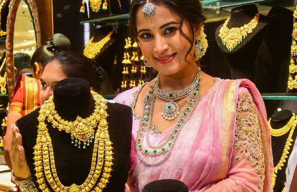 Gold rate in Bengaluru on May 23 great good news for gold lovers