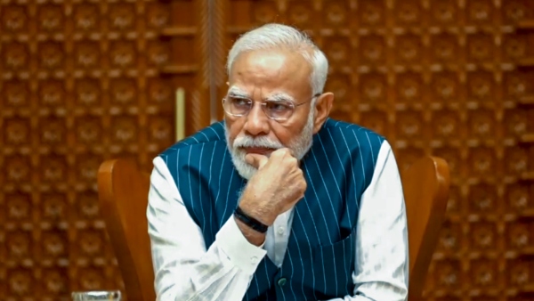 Minister Dinesh Gundu Rao says it s surprising Modi suddenly agreed to India and Pak ceasefire