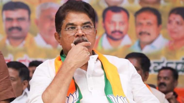 Siddaramaiah Has Time to Eat Samosas But Not to Attend NITI Aayog Meetings R Ashok