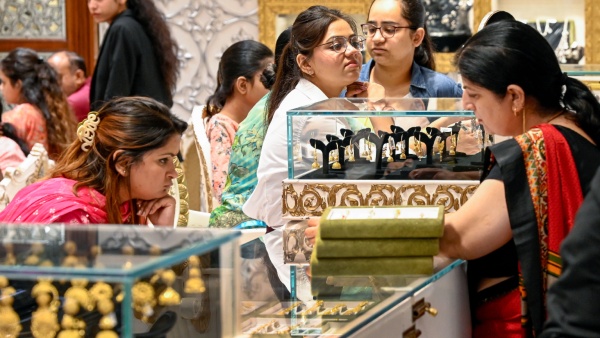 Today Gold Silver Price In Karnataka Bengaluru On May 11 Full Details