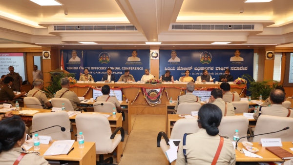 Karnataka Home Minister Calls for Police Reform and Public-Friendly Policing Visit Doore to Doore