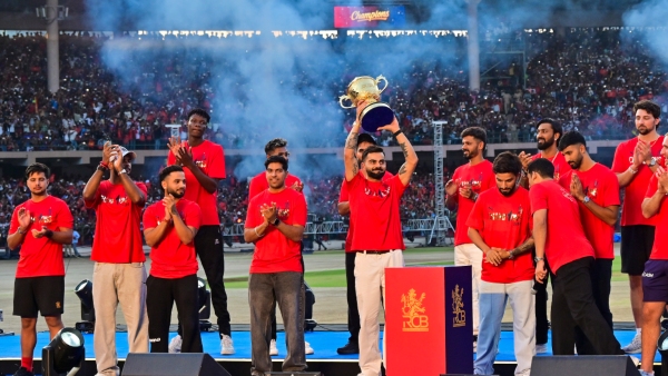 1 00 00 00 00 000 lakh Crore IPL brand value Know interesting and shocking information rcb virat kohli