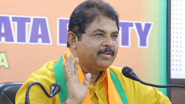 R Ashok launches attack on Siddaramaiah over heart attack case in Hassan