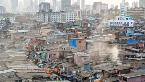 Gautam Adani to transform Mumbai s Dharavi slum into new city