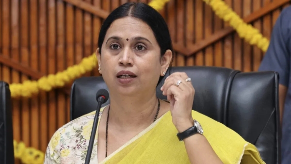Lakshmi Hebbalkar Reaction To Gruhalakshmi Not Giving Money To Families With Labour Cards Lakshmi Hebbalkar Reaction To Gruhalakshmi Not Giving Money To Families With Labour Cards