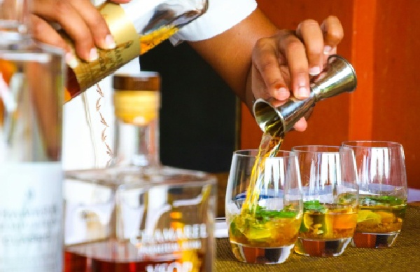Karnataka government suffers big shock in liquor revenue Huge drop in revenue Karnataka government suffers big shock in liquor revenue Huge drop in revenue