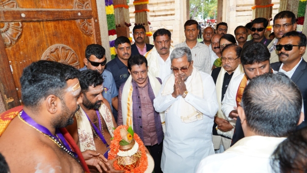 Siddaramaiah Asserts I Will Be CM For Full 5 Years Clears All Doubts