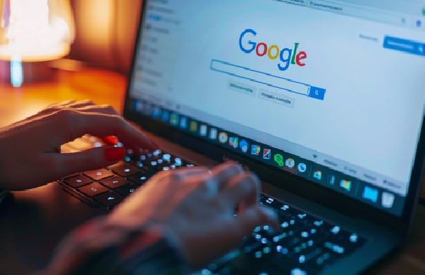 Love with AI Woman s strange post goes viral creating new sensation