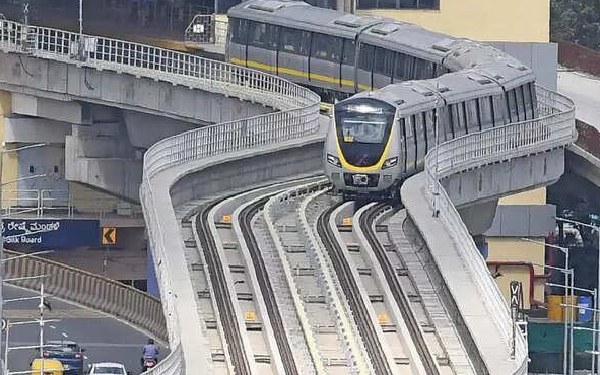 Bengaluru Metro Yellow Line Passengers share their experience of Namma Metro Yellow Line