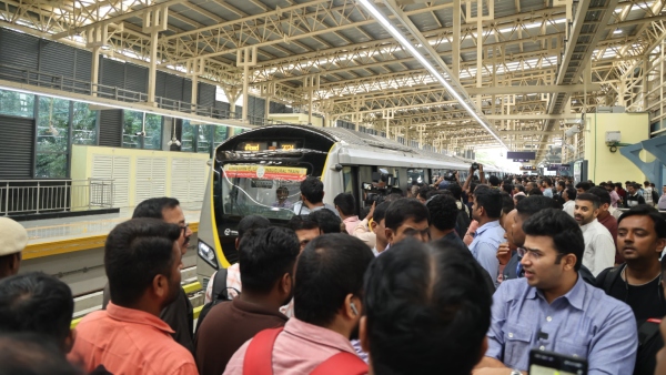 Namma Metro Yellow Line Sees Heavy Rush on First Day More Trains Coming Soon Tejasvi Suray