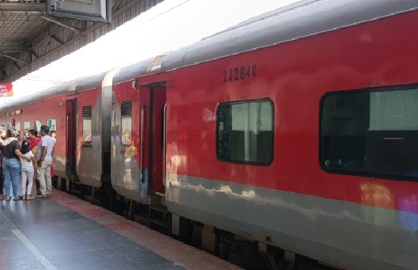 Big Relief for Train Travelers 20 Discount on Tickets Full Details Inside