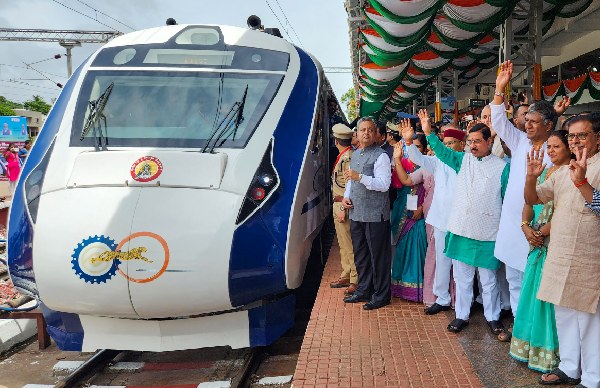 Bengaluru and Belgaum Vande Bharat train service start from August 10 Modi inaugurates schedule details here