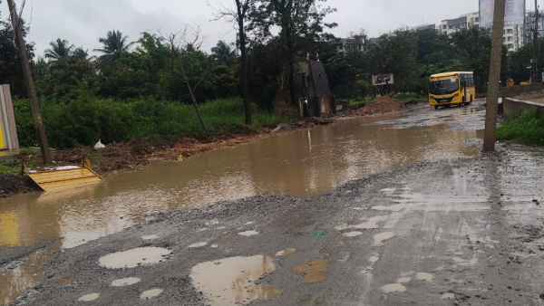 Who Is Threatening DK Shivakumar Over Bengaluru Pothole Mess