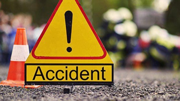 Three death due to Goods Vehicle Hits Tree Near Gondhi Chatnihalli of Shivamogga
