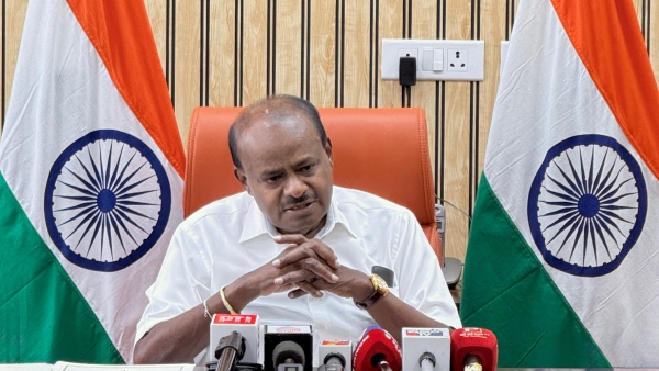 Rs 15000 Crore Extorted Under The Name Of A Khata Kumaraswamy Alleges