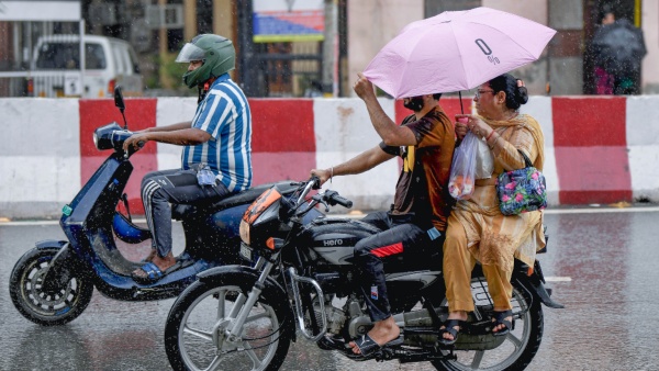 Heavy Rain Alert In South India Till October 23 IMD Warns Karnataka Kerala Tamil Nadu