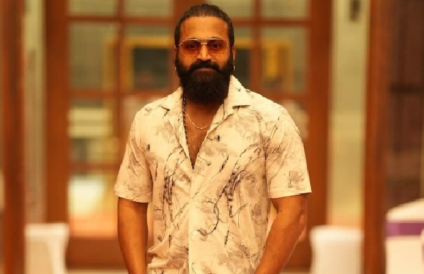 Kantara Chapter 01 Rishabh Shetty on His Struggles Jr NTR s Special Message