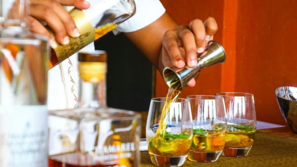 Liquor sales have not recovered in 6 months Liquor lovers given shock Liquor sales have not recovered in 6 months Liquor lovers given shock