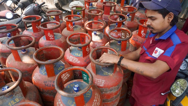 Diwali Gift 1 86 Crore Women To Receive Free LPG Cylinders Under Ujjwala Yojana