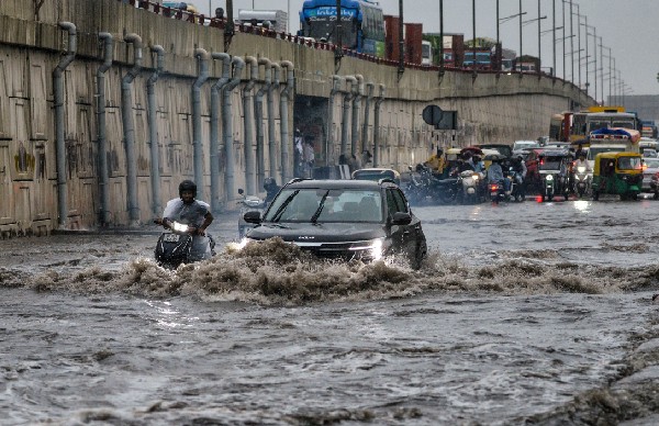 Cyclone Extends Monsoon Heavy Rains Lash Karnataka for 15 More Days