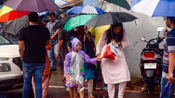 IMD Rain Alert Heavy Rainfall South India Karnataka India for Next 7 Days Cyclonic Circulation