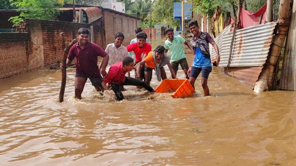 IMD Rain Alert Heavy Rains Batter South India Flood Fears Rise as Tamil Nadu Airport Submerged IMD Rain Alert Heavy Rains Batter South India Flood Fears Rise as Tamil Nadu Airport Submerged