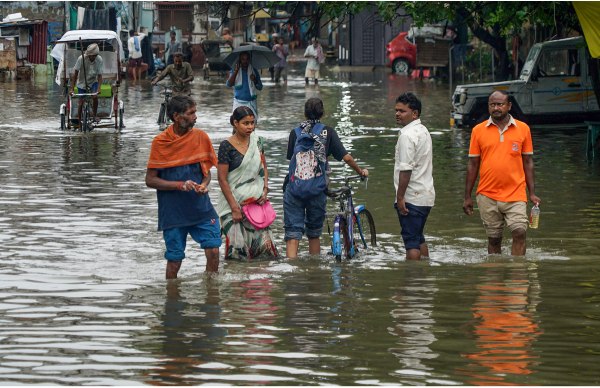 IMD Weather Alert Cyclone Impact Triggers Heavy Rains in These Regions for the Next 3 Days