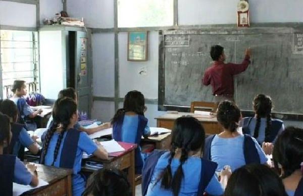 Karnataka Social and Educational Survey Students and Teachers Struggle Amid Growing Distress Karnataka Social and Educational Survey Students and Teachers Struggle Amid Growing Distress