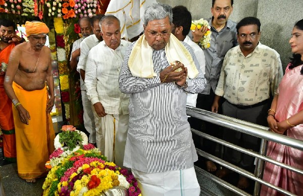 At Hassanamba Fair CM Siddaramaiah Announces Farmer Aid Reacts to RSS Ban Demand At Hassanamba Fair CM Siddaramaiah Announces Farmer Aid Reacts to RSS Ban Demand