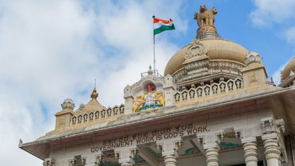 Government orders additional classes in all schools in the state