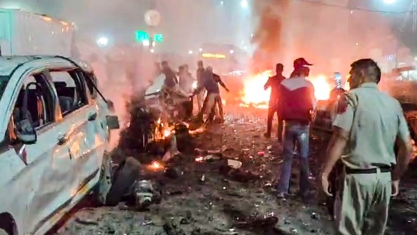 Delhi Blast Terror Angle Suspected After Huge Explosion Near Red Fort Delhi Blast Terror Angle Suspected After Huge Explosion Near Red Fort